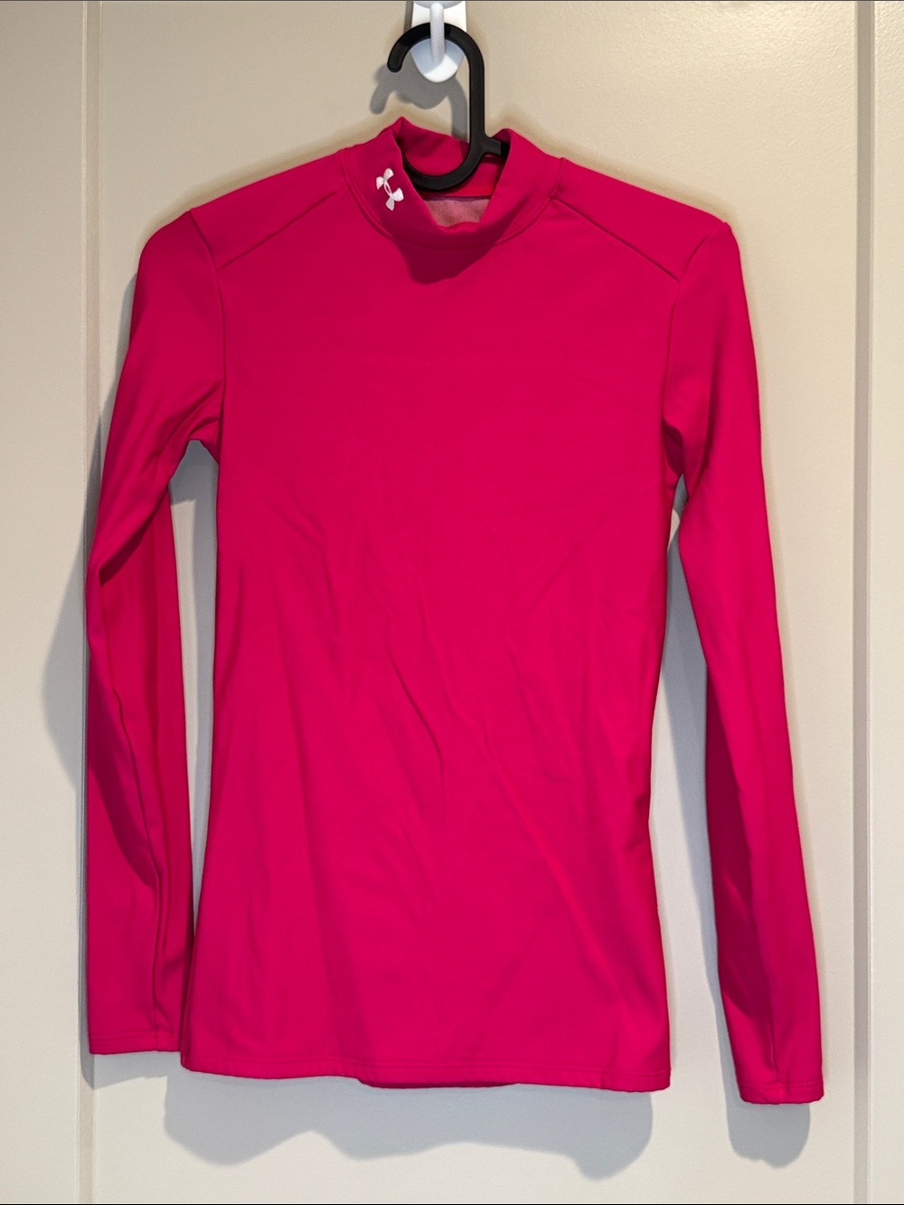 Under Armour Women's Long Sleeve Performance Top - Hot Pink